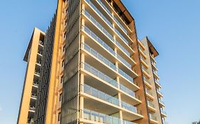 Oaks Redcliffe Mon Komo Suites